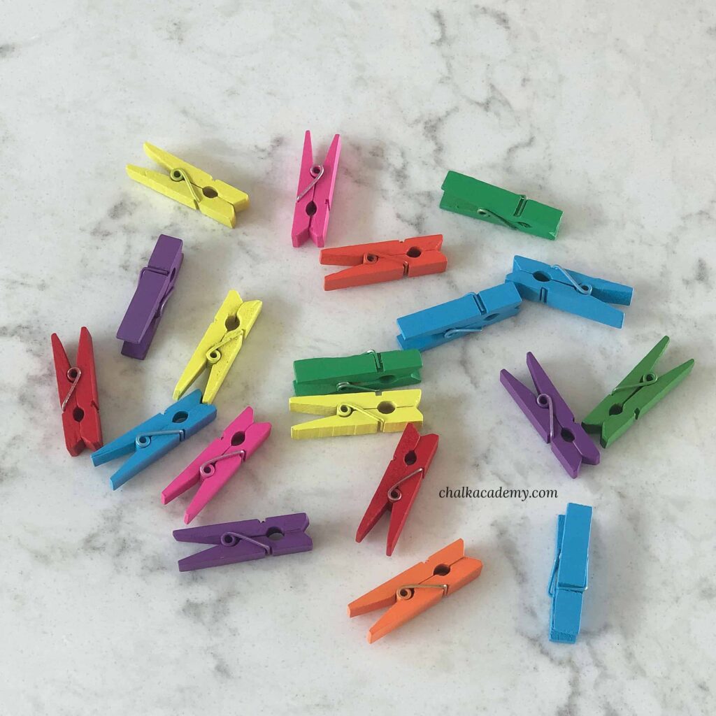 Mini colorful clothespins