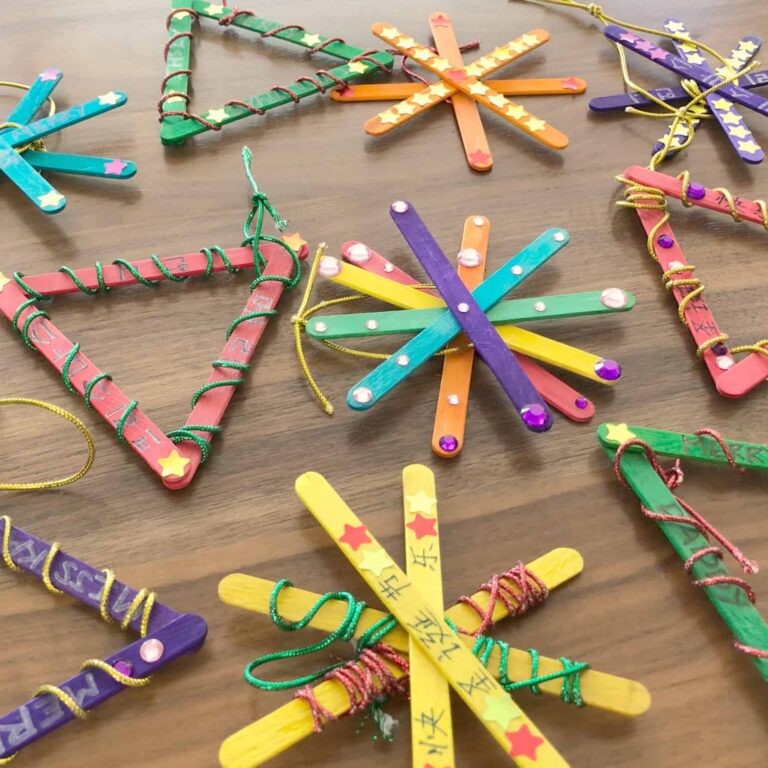 Easy Trilingual Craft Stick Ornaments!