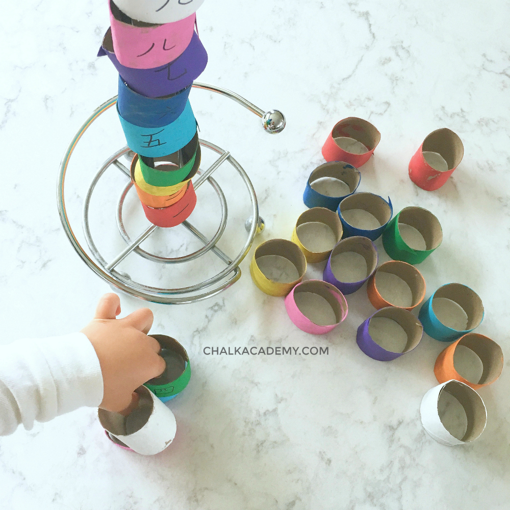 Number color patterns with cardboard rolls