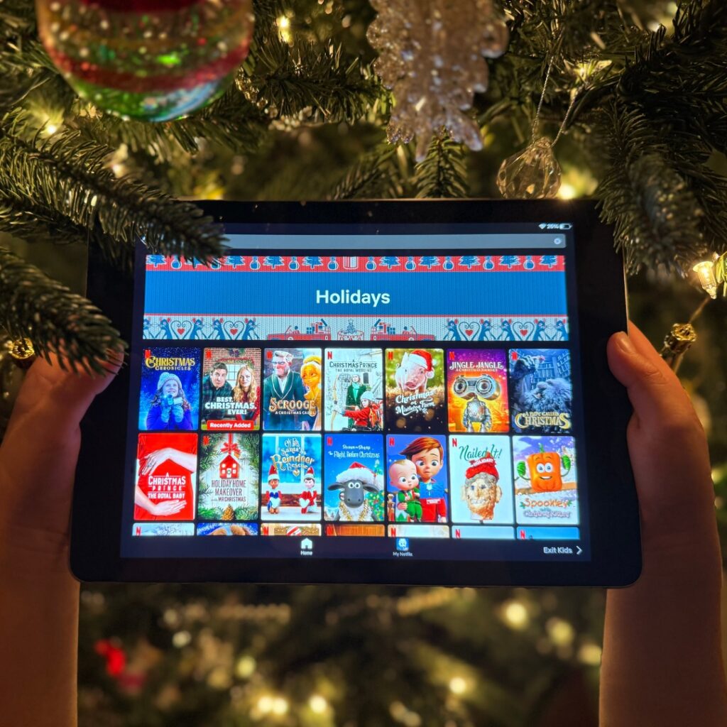 Kid-Friendly Christmas Holiday Movies in Mandarin and Cantonese